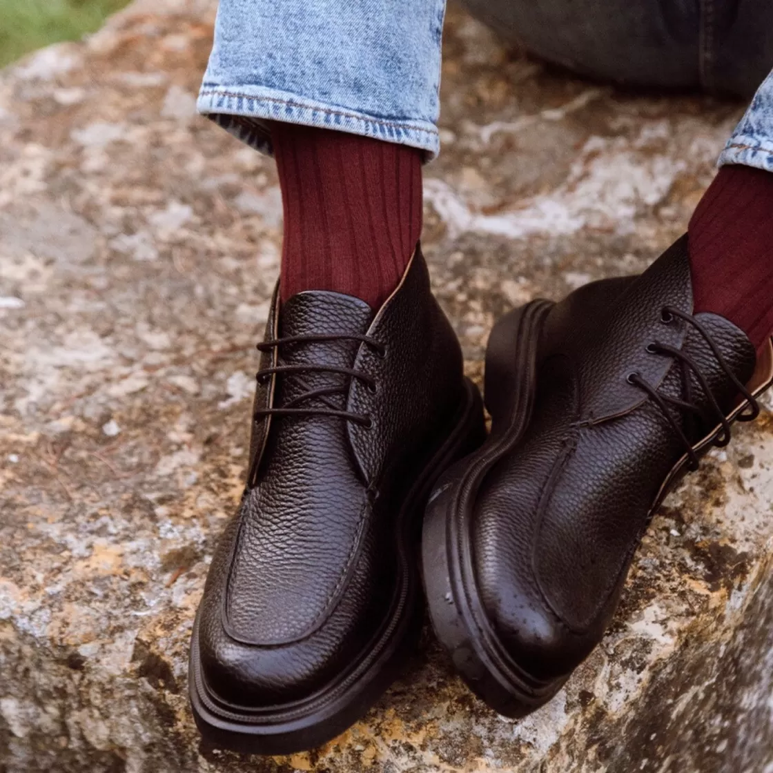 Fashion Leonardo Shoes Polacchino Allacciato Da Uomo In Pelle Martellata Nera E Suola In Vibram Nero