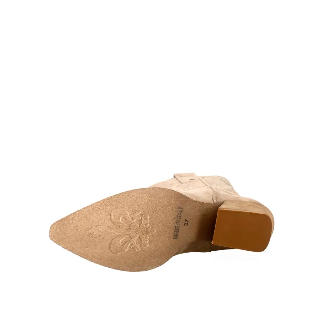 Shop Leonardo Shoes Stivali Texani Bassi Da Donna In Camoscio Con Ricami. Beige